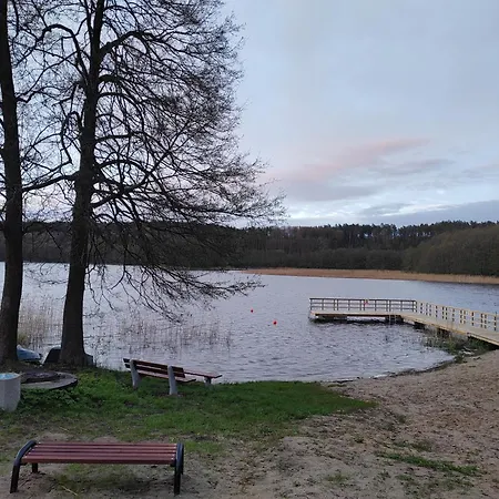 Сasa de vacaciones Klimatyczny W Lesie Przy Jeziorze Gietrzwałd