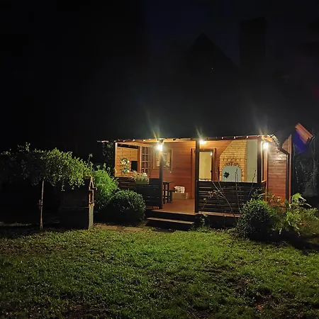 Dom wakacyjny Klimatyczny W Lesie Przy Jeziorze Gietrzwałd