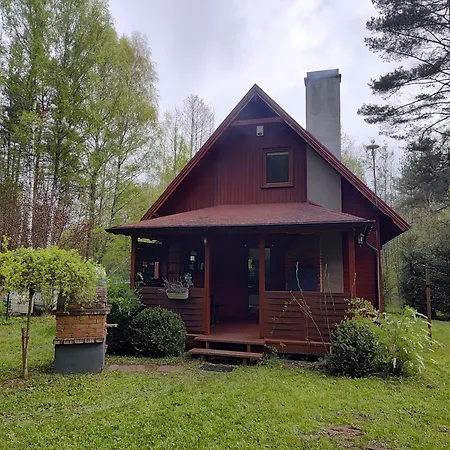 بيت للعطل Klimatyczny W Lesie Przy Jeziorze *