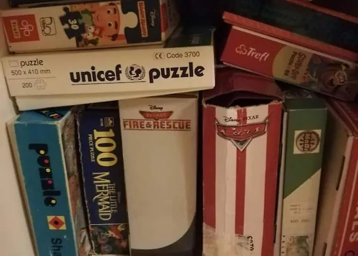 Klimatyczny W Lesie Przy Jeziorze Hébergement de vacances *